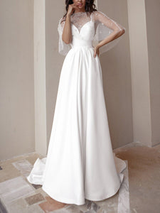 Vestido comprido elegante com xale branco pérola
